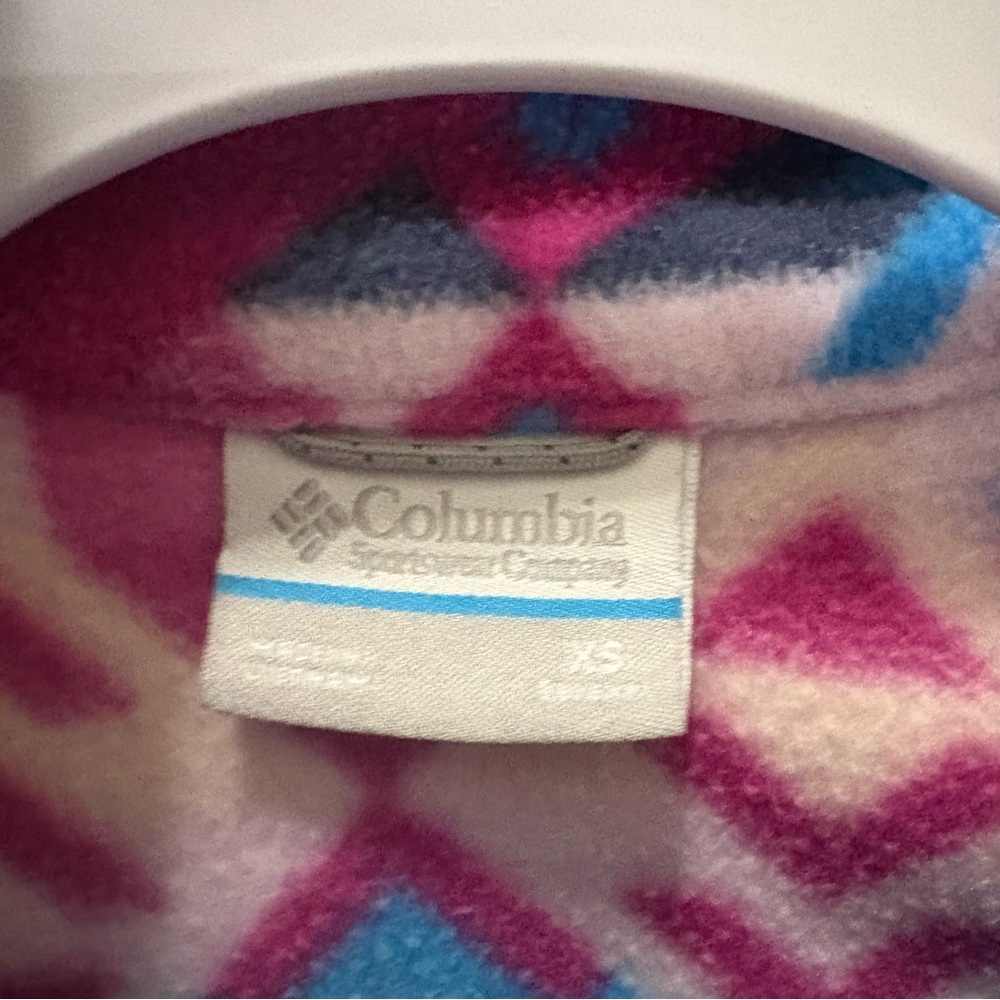 Columbia Fleece Aztec Pattern Zip Up Jacket - Picture 3 of 6